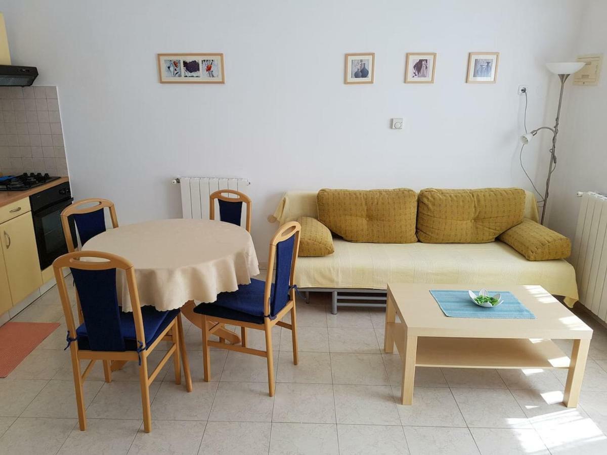 Apartman Vida Pula Bagian luar foto